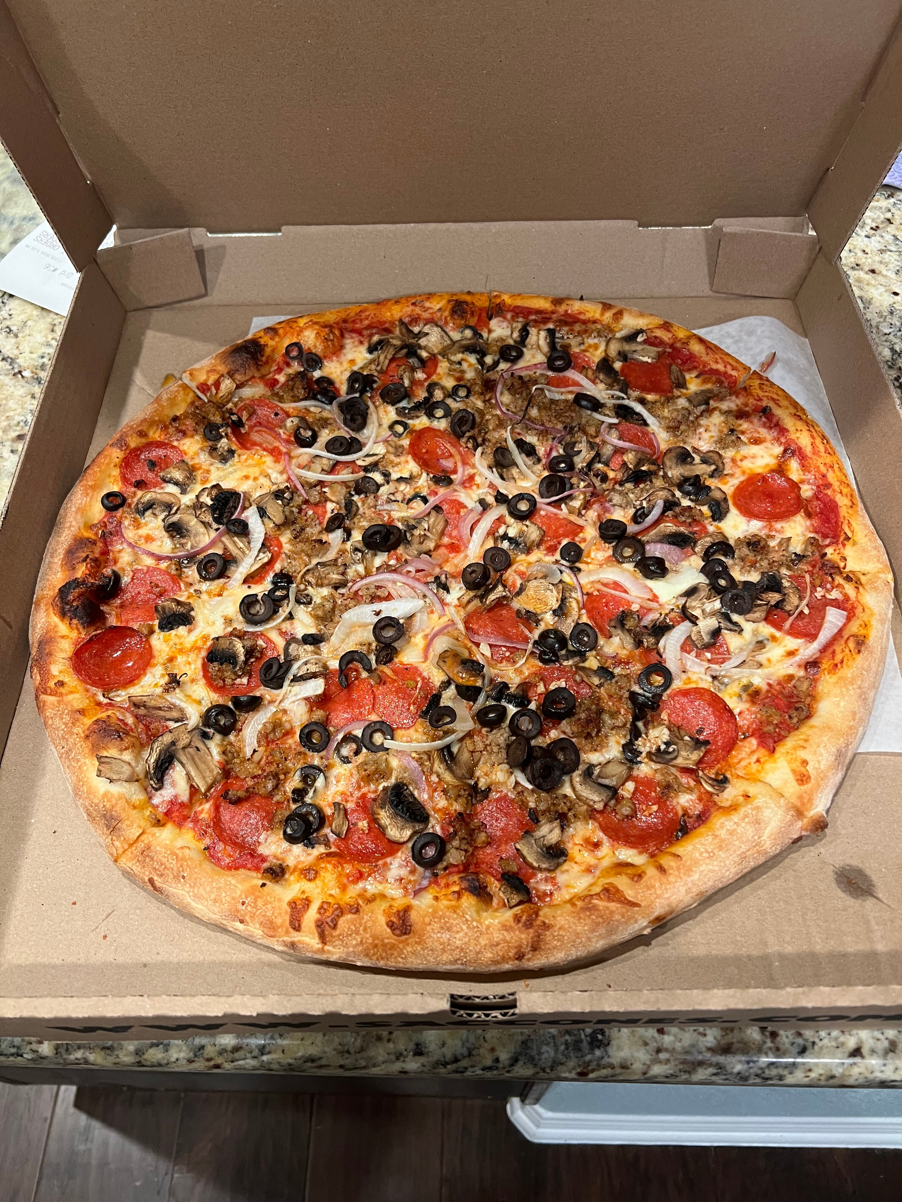 Saccone's Pizza & Subs餐厅图片