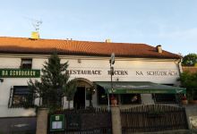Lucern Na schudkach Dobrichovice美食图片