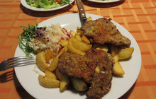 Corvinus Restaurant餐厅图片