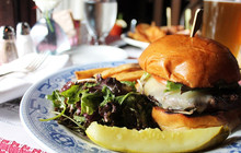 Red Lion Inn Dining Room餐厅图片
