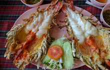 Ban Mai Rim Nam餐厅图片