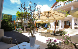 Restaurant MRC House
