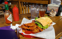 Lefty's Bar & Grill餐厅图片