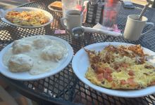 Ernie's Cafe美食图片