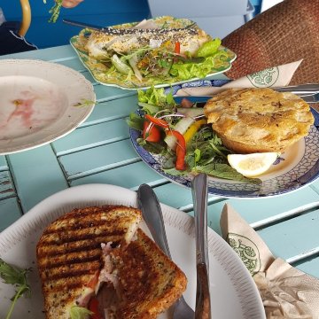 Rabbit Moon Cafe