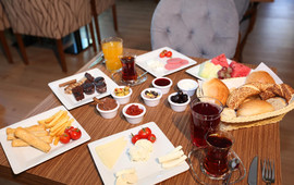 Safir 424 Restaurant & Cafe