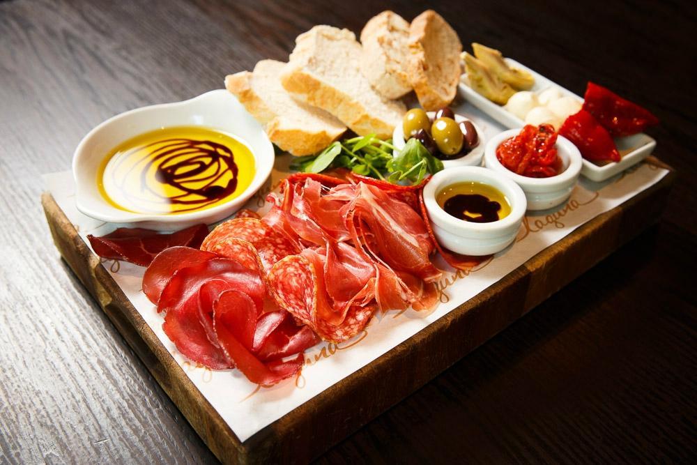 Laguna Kitchen & Bar餐厅图片