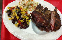 Pig Out Inn Barbeque餐厅图片
