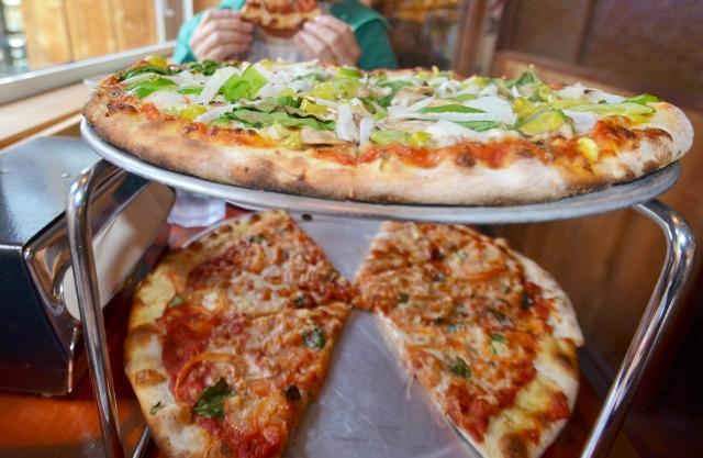 East 20 Pizza