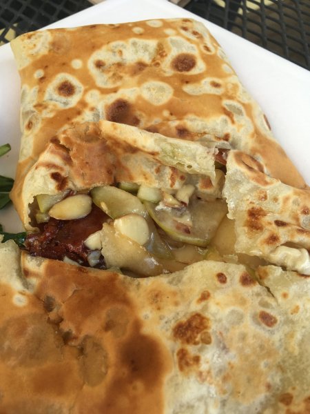 48 Main Cafe & Creperie餐厅图片