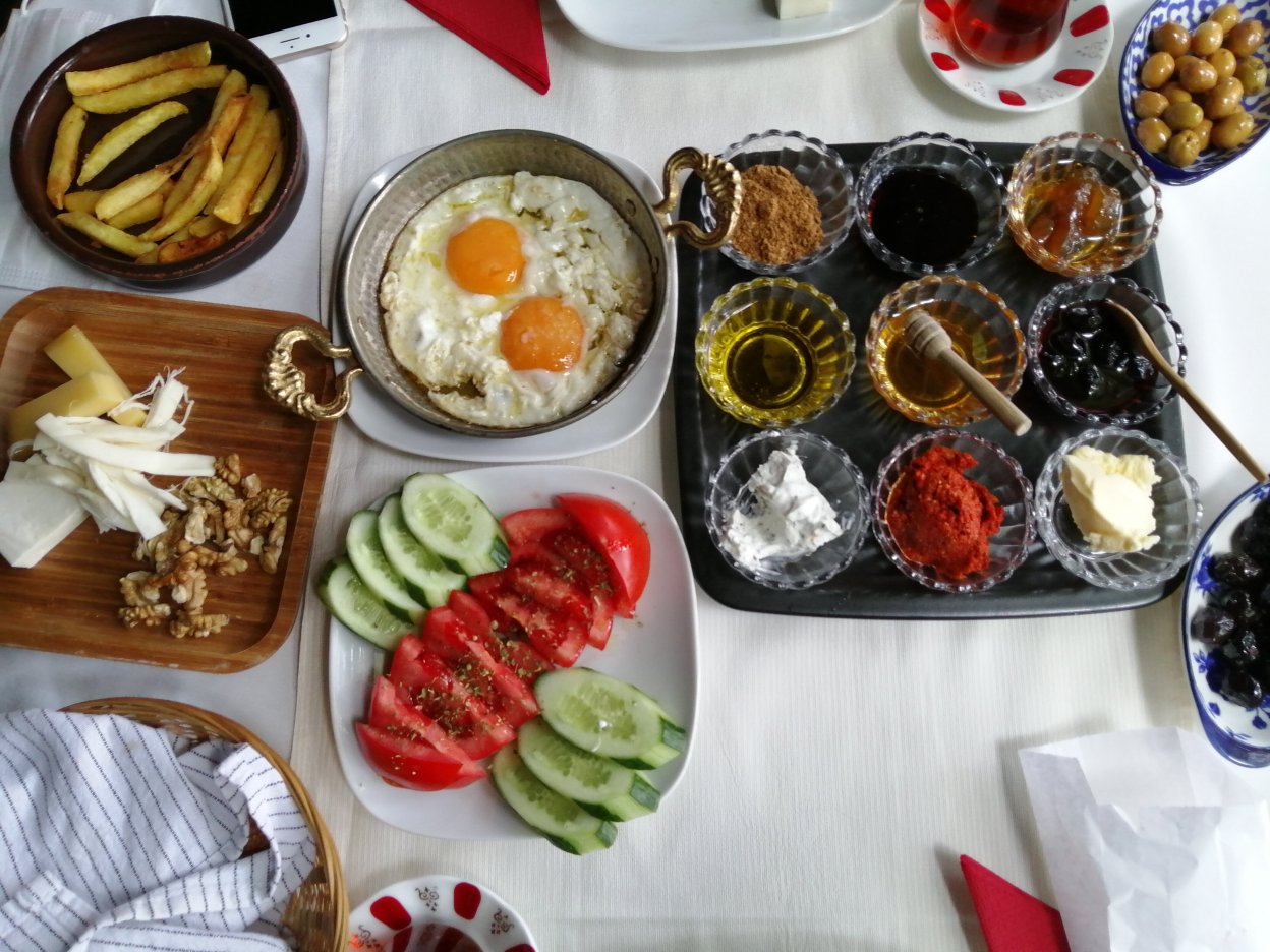 Tasev Sanat ve Sarapevi