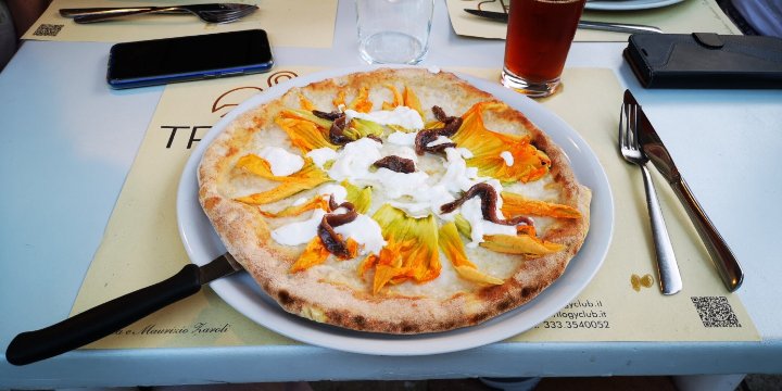 TRILOGY ristorante pizzeria pub