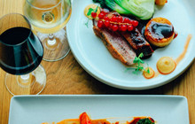 The Ava Winebar & Bistro餐厅图片