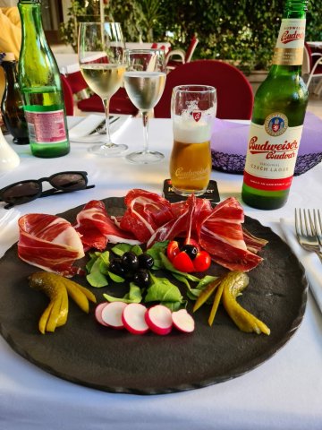 Kaša Grill & Bar