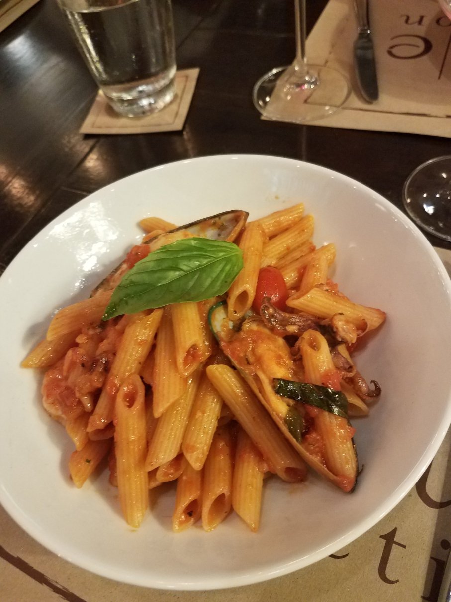 Wine Connection Deli - Beehive