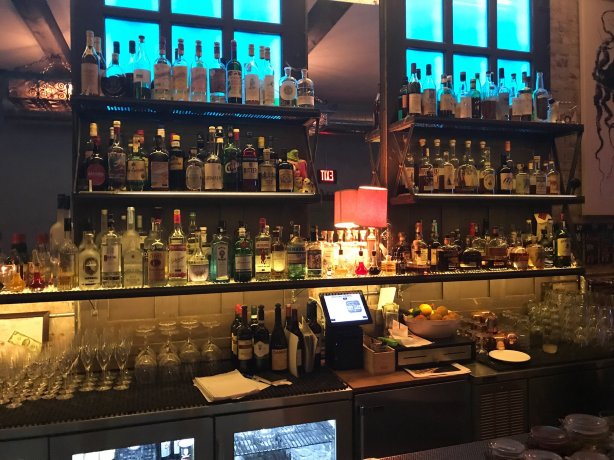 Geyserville Gun Club Bar & Lounge