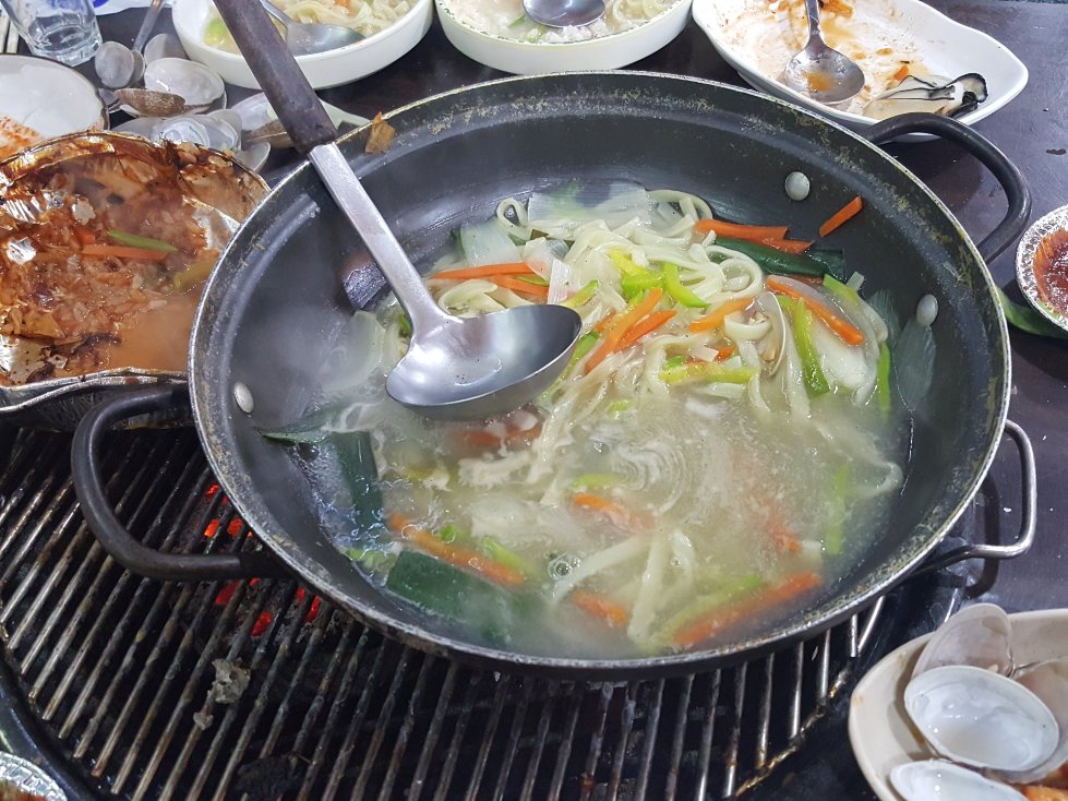 Boryeong Sashimi Jo Dog Town