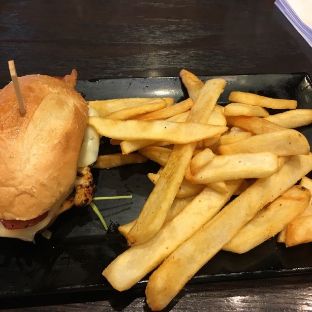 Red Robin America's Gourmet Burgers and Spirits餐厅图片