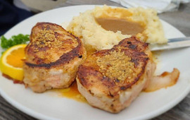 Skoog's Pub & Grill