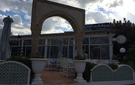 Le Chandelier - Candle House