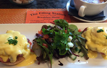 The Filling Station餐厅图片