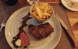 Hugos Steakhaus & Bar