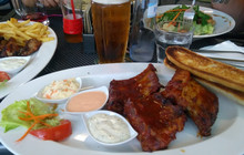 Restaurace Frymburk 10餐厅图片