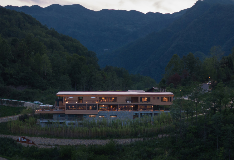 隐居乡里·欢喜山民宿·宴巴山
