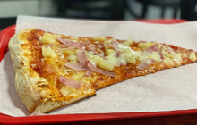 Gina's Pizza餐厅图片