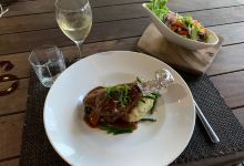 Flying Fin Restaurant N' Bar美食图片