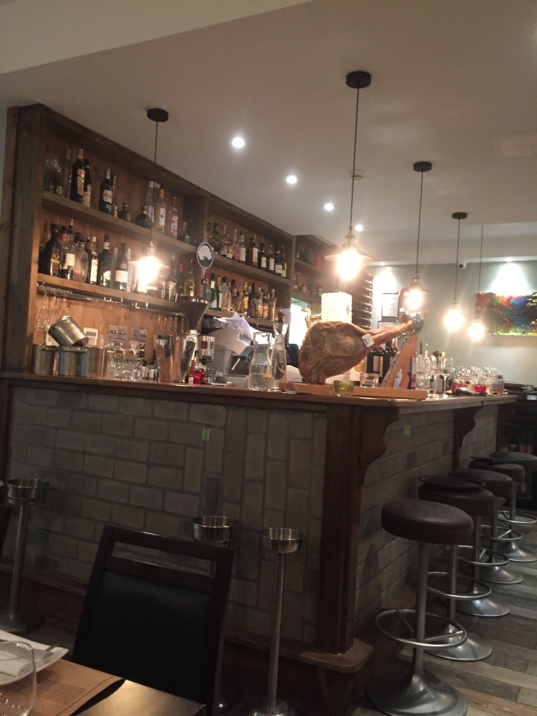 Chupitos Tapas Bar and Restaurant餐厅图片