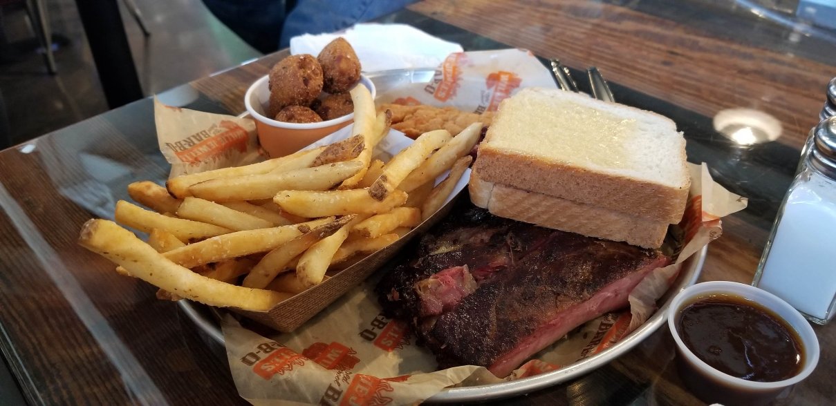 Willie Jewell's Old School Bar-B-Q Big Bend