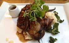 The Kings Head and Bell餐厅图片