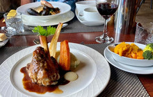 The Cook & Barker Inn Restaurant餐厅图片