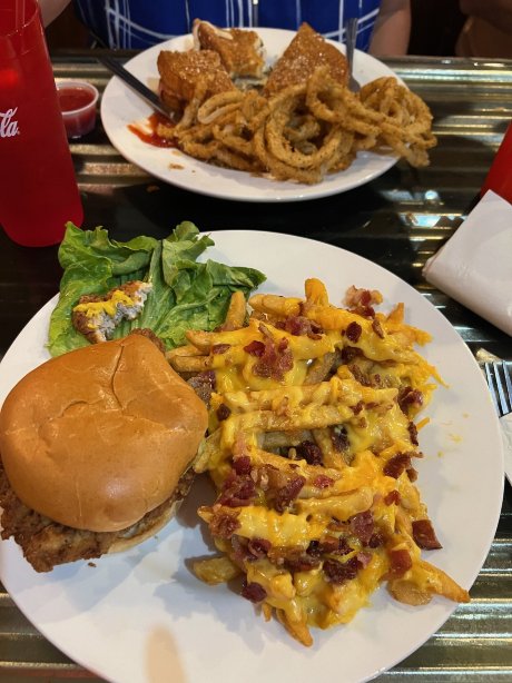 Sasquatch Jacks Hideaway Barroom & Grill
