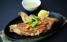Tiolo Bbq, Steaks, & Pasta餐厅图片