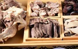 存良手抓城