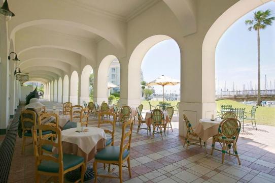 Cafe & Bakery Caterina