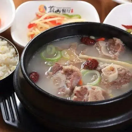 益百岁牛尾汤(香山路店)美食图片