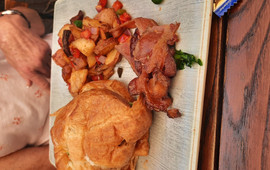 Auntie's Bakery & Cafe