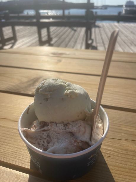 Ackes Cafe, Glass- & Grillbar