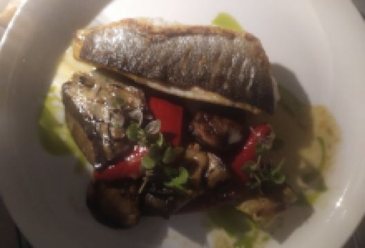 Club Lounge美食图片