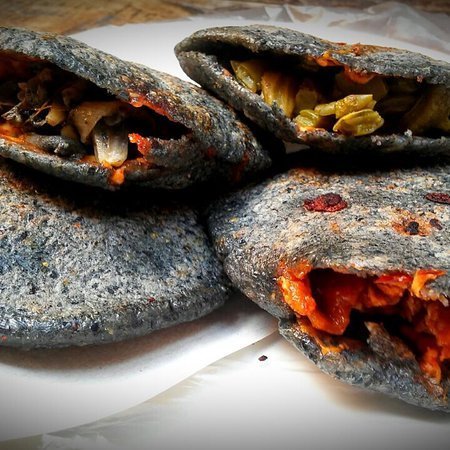 El Negrito Gorditas