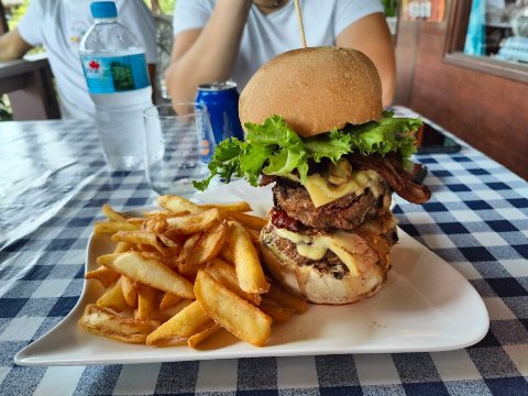 Fare La Canadienne Burger House Moorea