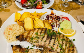 Lucky Horseshoe Cafe-restaurant-pizzeria