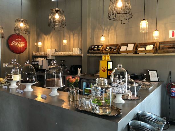 Mondvol Coffee Shop