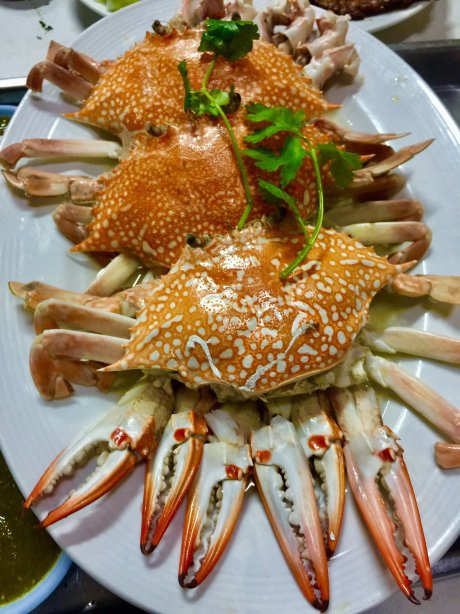 Tonmoung Restaurant
