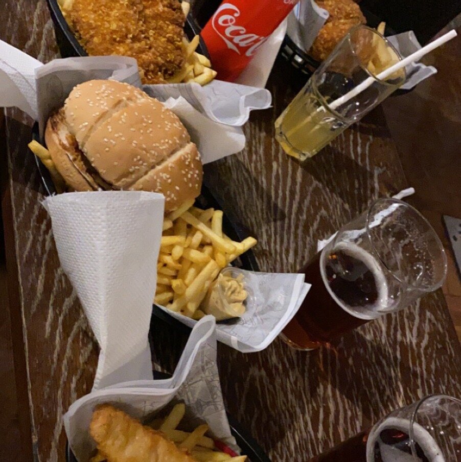 Esterel Pub