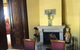 Galerie Cafe Und Restaurant Ambiente