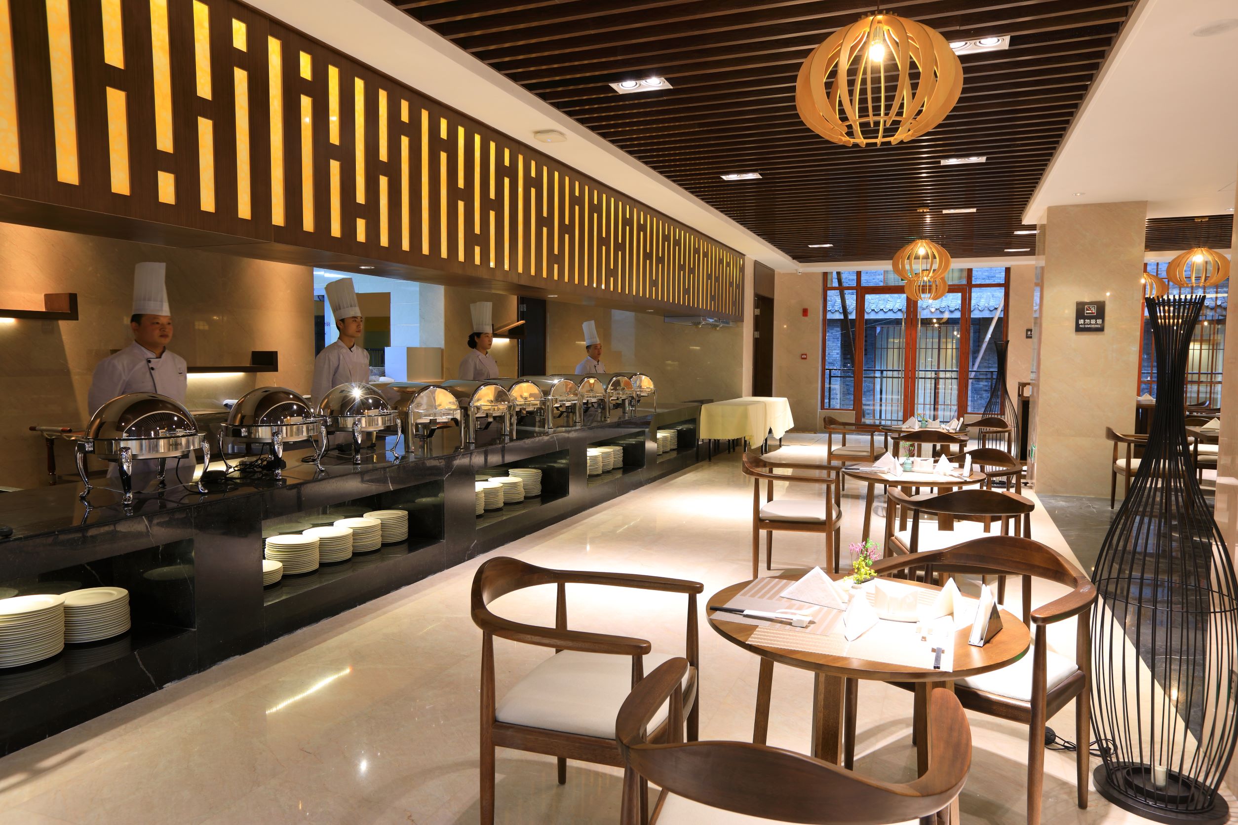 光雾山明宇豪雅酒店全景餐厅